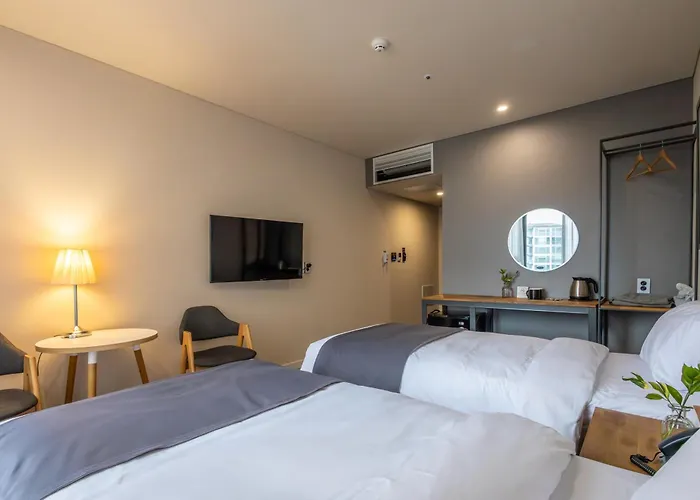Jk Blossom Hotel 4*